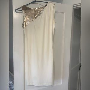 Jennifer Lopez elegant ivory w gold sequin bodycon dress